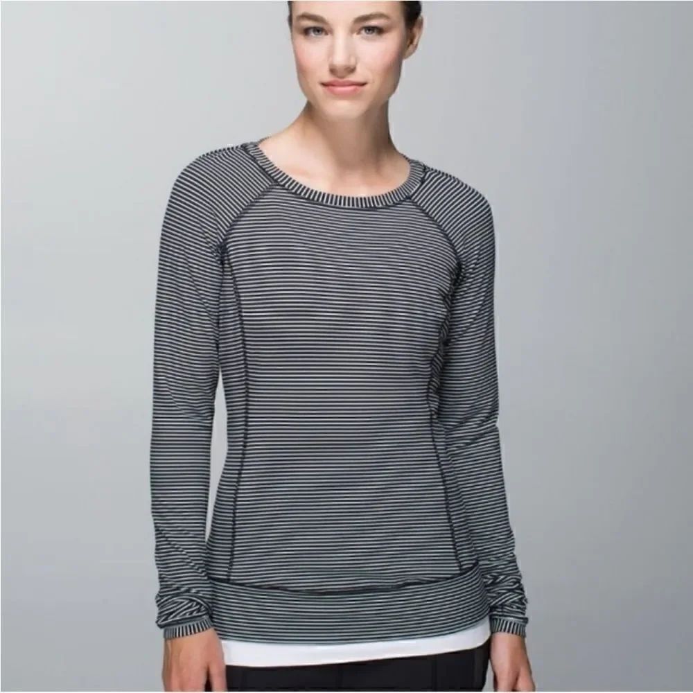 Lululemon Race Your Pace Long Sleeve Top Women Size 10